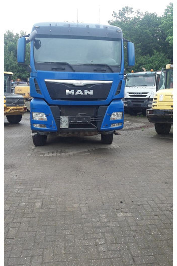 MAN TGX 18.460PS 4x4 Hydrodrive - Тягач: фото 2 MAN TGX 18.460PS 4x4 Hydrodrive - Тягач: фото 2