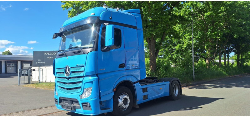 Mercedes-Benz 1845 SZM Mega Spacs Vollausst - Тягач: фото 1 Mercedes-Benz 1845 SZM Mega Spacs Vollausst - Тягач: фото 1