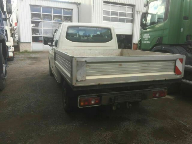 Volkswagen T5 Pritsche Doka - Малотоннажный бортовой грузовик, Грузопассажирский фургон: фото 4 Volkswagen T5 Pritsche Doka - Малотоннажный бортовой грузовик, Грузопассажирский фургон: фото 4