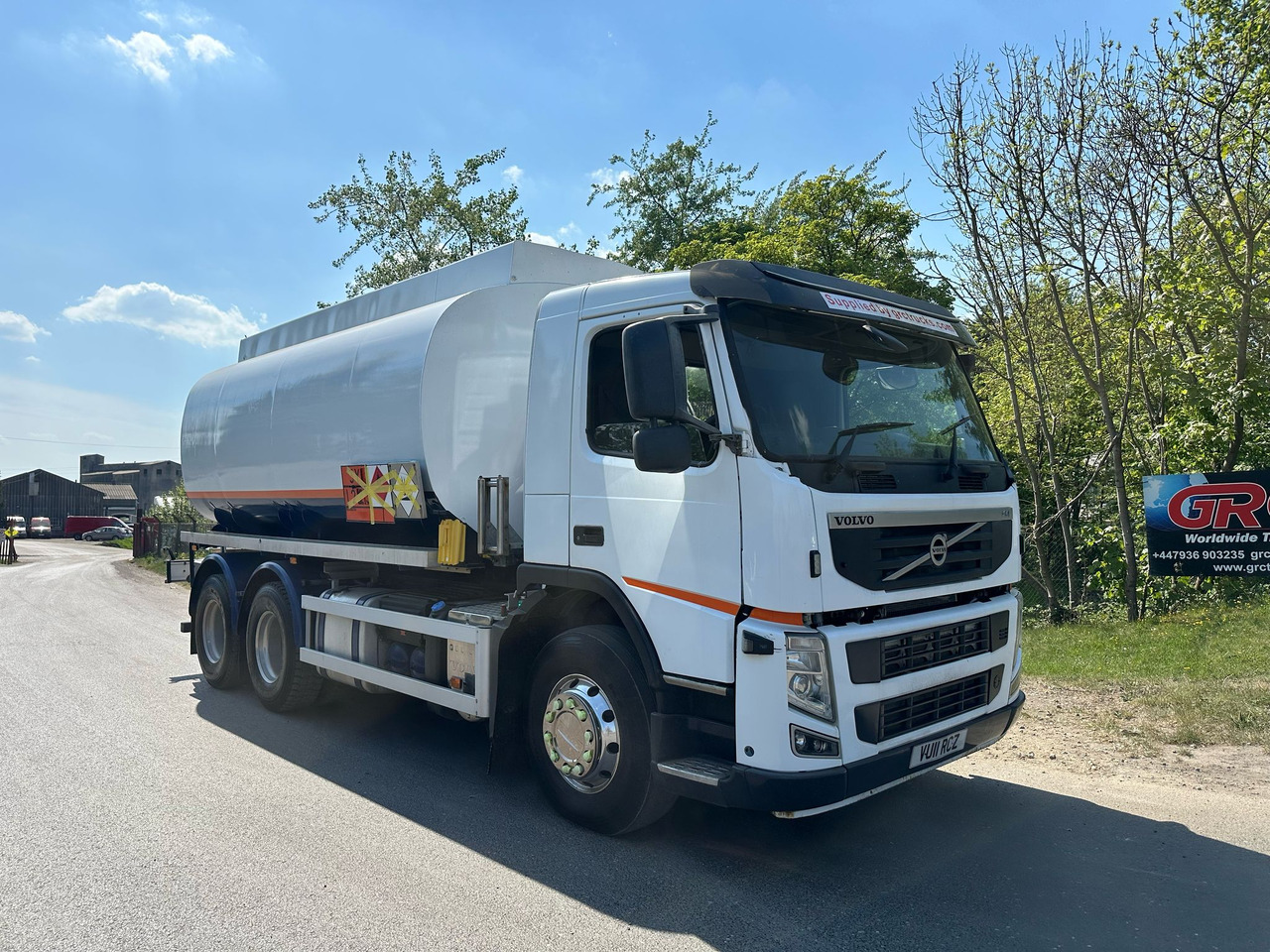 2011 Volvo FM Fuel Tanker - Грузовик-цистерна: фото 5 2011 Volvo FM Fuel Tanker - Грузовик-цистерна: фото 5