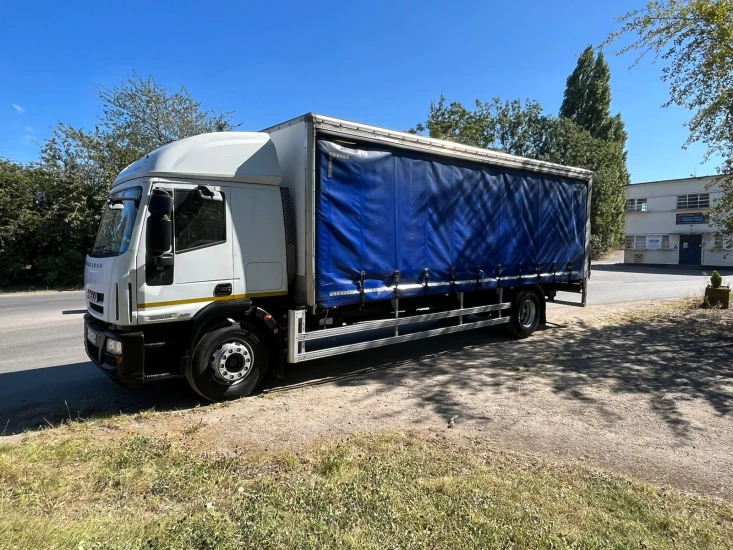 2013 Iveco Eurocargo Curtainsider - Тентованный грузовик: фото 4 2013 Iveco Eurocargo Curtainsider - Тентованный грузовик: фото 4