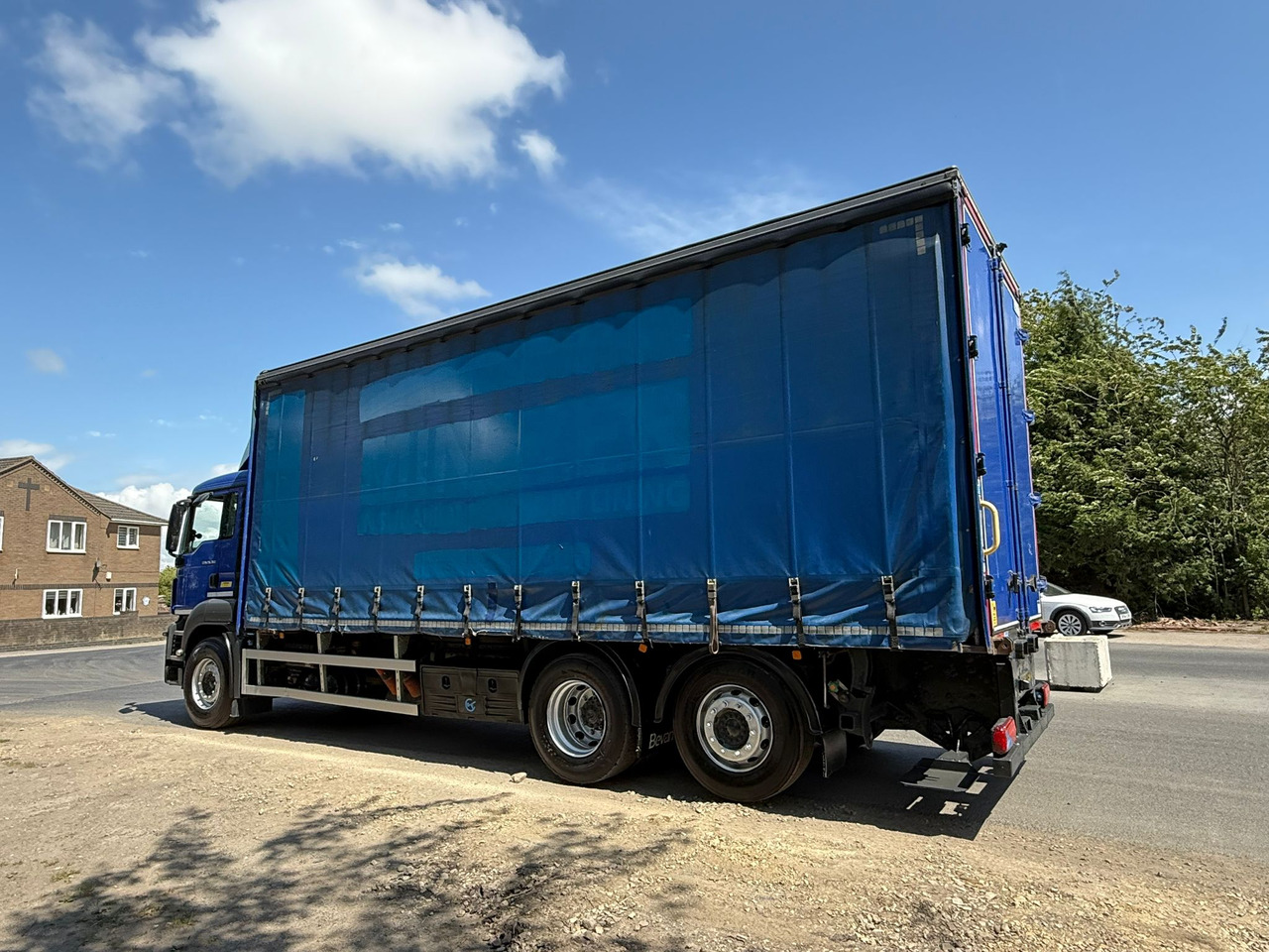 Тентованный грузовик 2016 MAN TGS 26 Curtainside Truck: фото 17