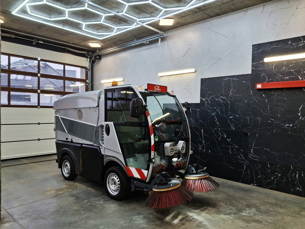 Bucher CityCat 1000 Zamiatarka Kehrmaschine PM10 - Подметально-уборочная машина: фото 1 Bucher CityCat 1000 Zamiatarka Kehrmaschine PM10 - Подметально-уборочная машина: фото 1