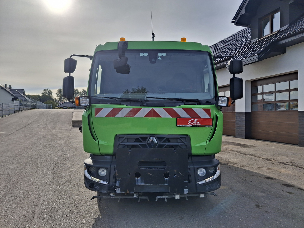 RENAULT D16 Polewaczka Karcher Straßenwaschanlage Euro 6 - Коммунальная/ Специальная техника: фото 2 RENAULT D16 Polewaczka Karcher Straßenwaschanlage Euro 6 - Коммунальная/ Специальная техника: фото 2