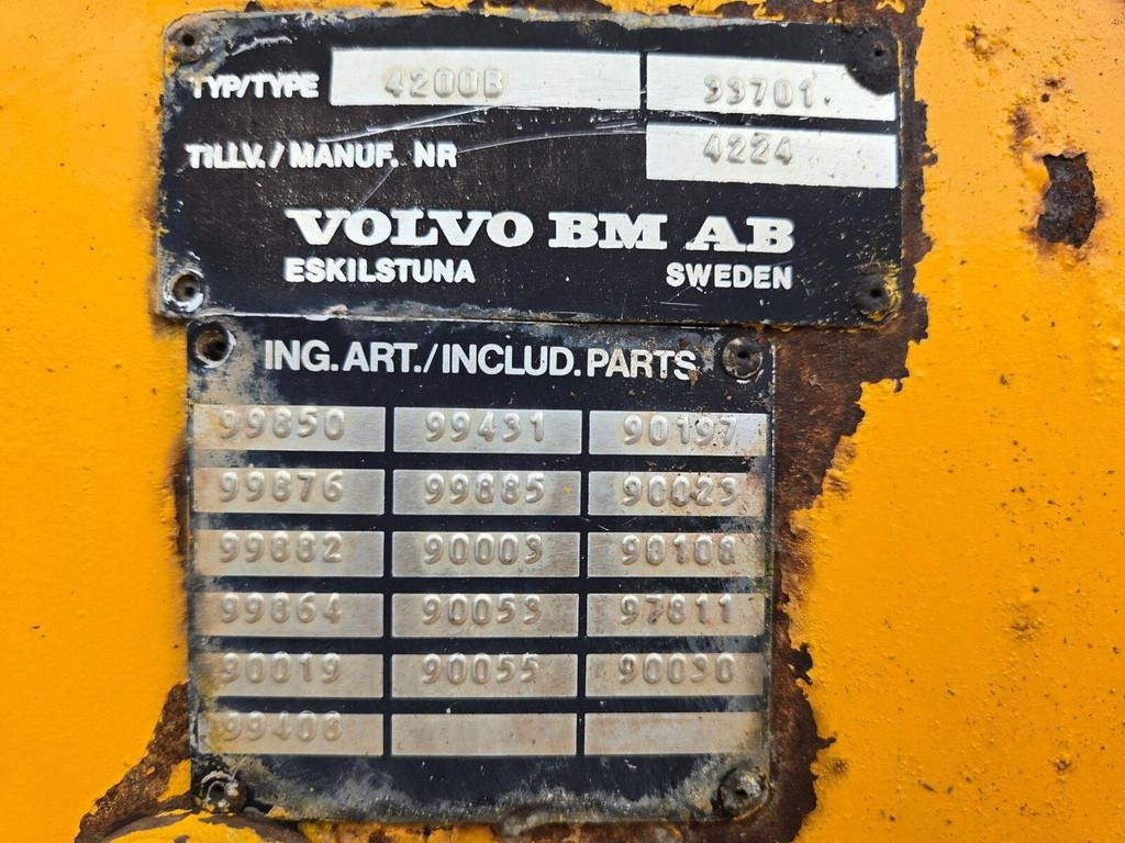 Колёсный погрузчик Volvo 4200B: фото 14 Колёсный погрузчик Volvo 4200B: фото 14