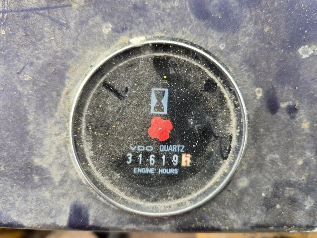 Колёсный погрузчик Volvo 4200B: фото 12 Колёсный погрузчик Volvo 4200B: фото 12