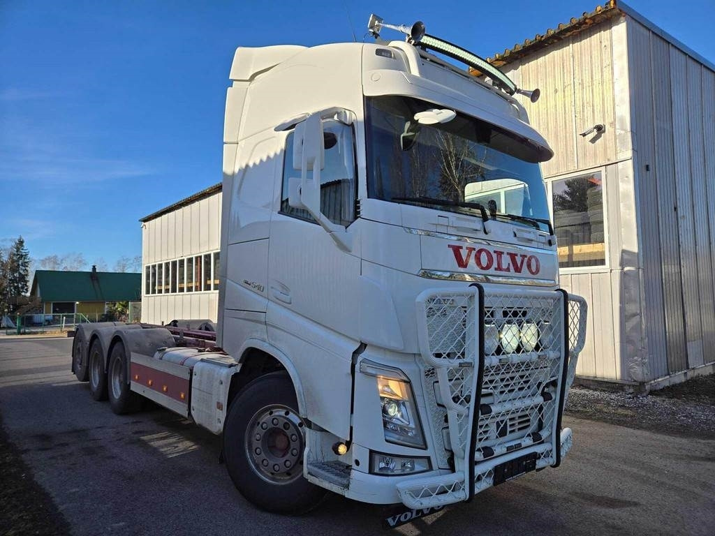 Volvo FH540 8X4 CHASSY - Грузовик-шасси: фото 5 Volvo FH540 8X4 CHASSY - Грузовик-шасси: фото 5