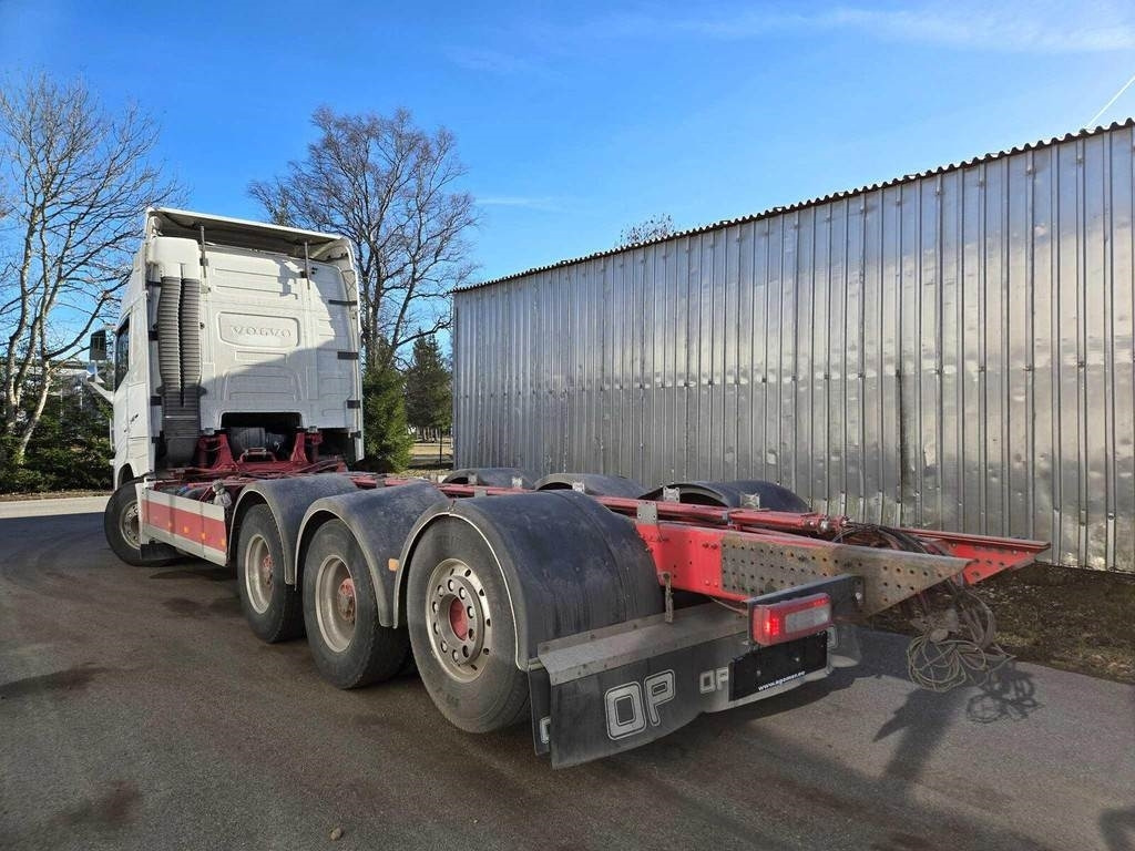 Volvo FH540 8X4 CHASSY - Грузовик-шасси: фото 2 Volvo FH540 8X4 CHASSY - Грузовик-шасси: фото 2