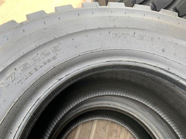 Goodyear RT3B 17.5 R25 - Шина для Строительной техники: фото 3 Goodyear RT3B 17.5 R25 - Шина для Строительной техники: фото 3