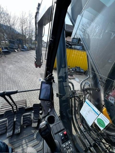 Гусеничный экскаватор Volvo EC 300 E: фото 8