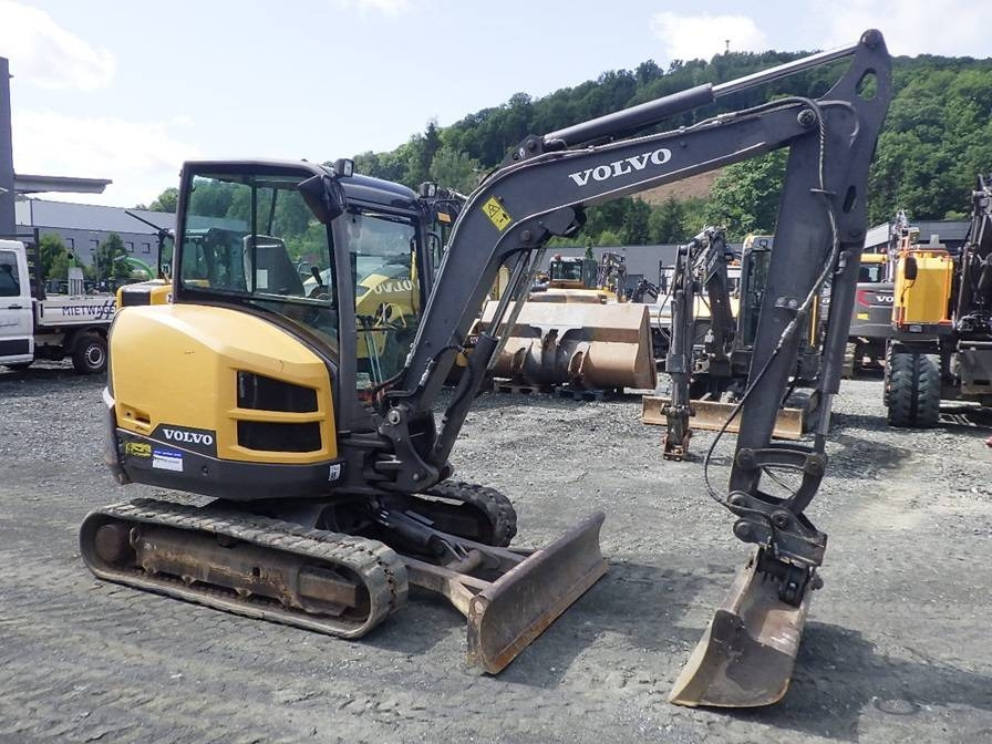 Volvo EC 35 D - Мини-экскаватор: фото 2 Volvo EC 35 D - Мини-экскаватор: фото 2