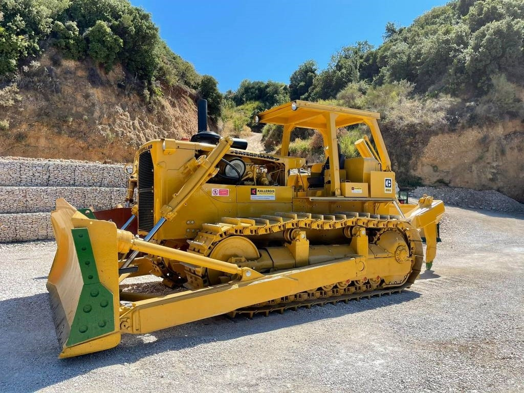 CAT D 9 G - Бульдозер: фото 1 CAT D 9 G - Бульдозер: фото 1