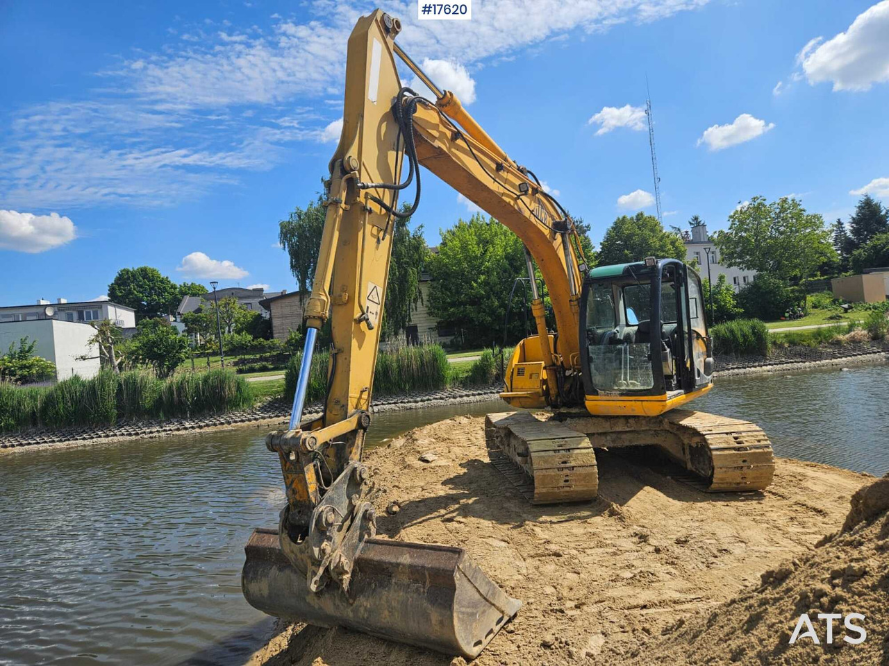 2005 Jcb JS 130 - Гусеничный экскаватор: фото 2 2005 Jcb JS 130 - Гусеничный экскаватор: фото 2