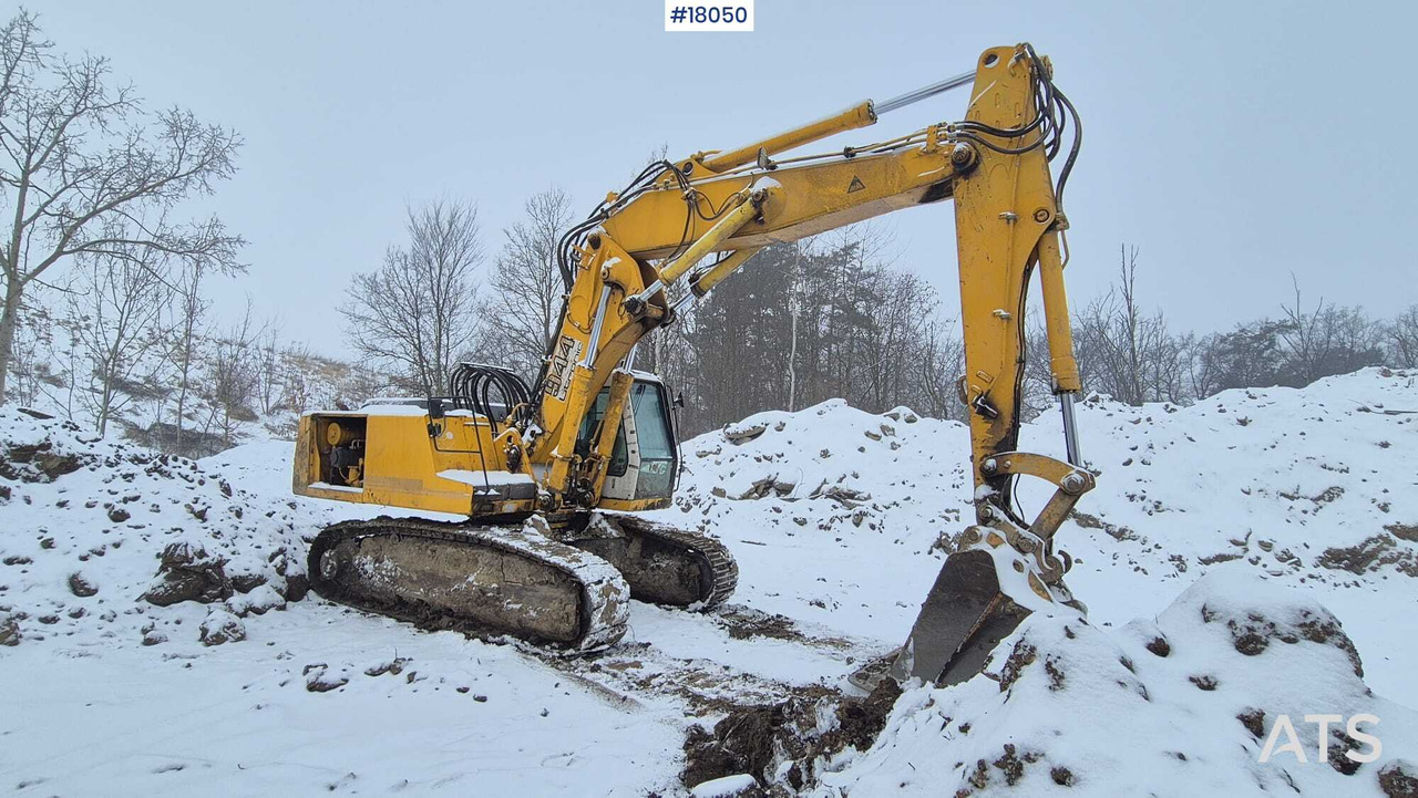 LIEBHERR R944HDS Litronic crawler excavator (2000) - Гусеничный экскаватор: фото 1 LIEBHERR R944HDS Litronic crawler excavator (2000) - Гусеничный экскаватор: фото 1