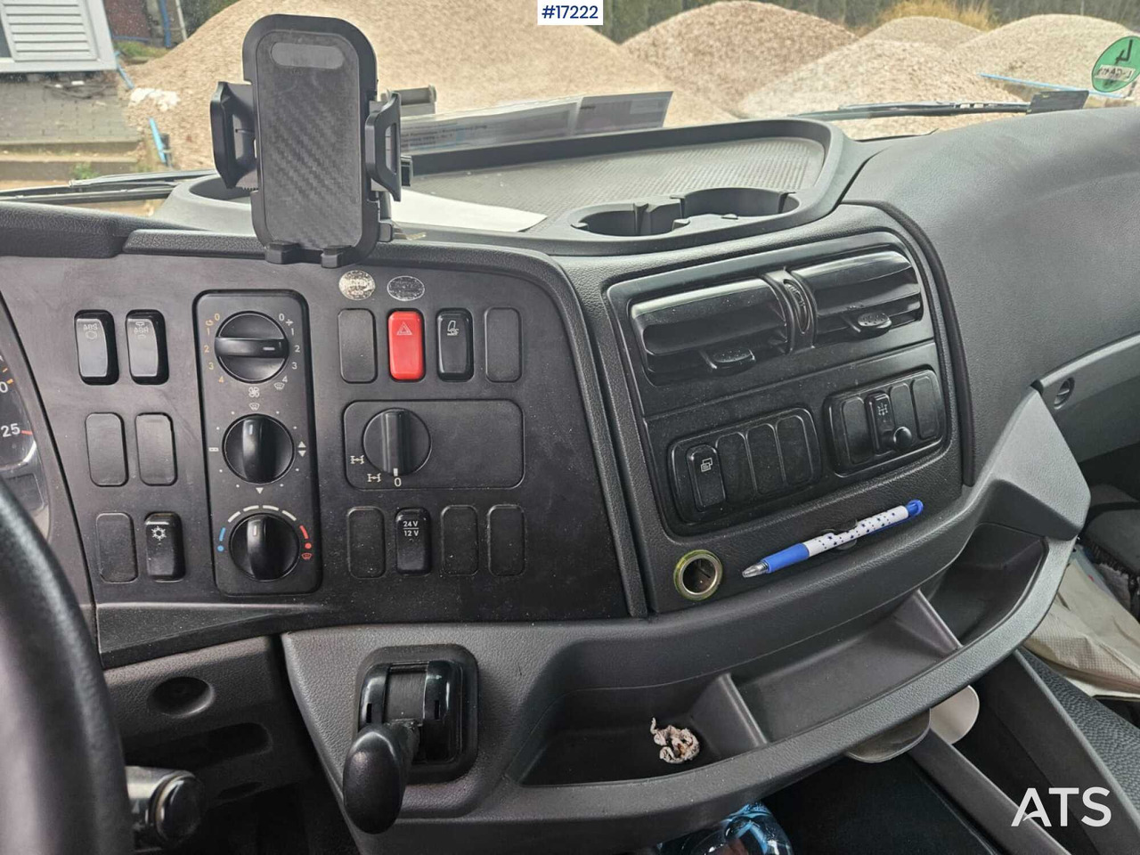Самосвал Mercedes-Benz Axor 3240 four-axle tipper (2012): фото 17