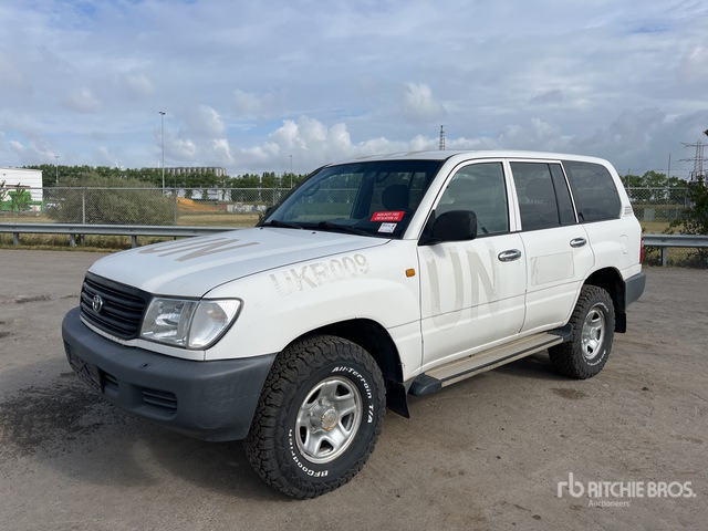 1999 Toyota Land Cruiser HZJ105L-GCMRS SUV - Внедорожник: фото 3 1999 Toyota Land Cruiser HZJ105L-GCMRS SUV - Внедорожник: фото 3