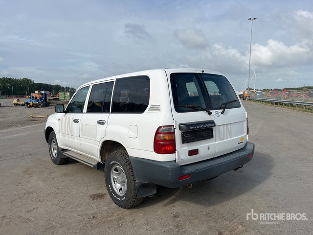 1999 Toyota Land Cruiser HZJ105L-GCMRS SUV - Внедорожник: фото 1 1999 Toyota Land Cruiser HZJ105L-GCMRS SUV - Внедорожник: фото 1