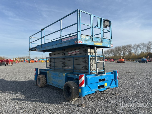2008 Holland Lift COMBISTAR B-195DL25-4WD/P/N 4x4 Diesel Scissor Lift - Ножничный подъемник: фото 4 2008 Holland Lift COMBISTAR B-195DL25-4WD/P/N 4x4 Diesel Scissor Lift - Ножничный подъемник: фото 4