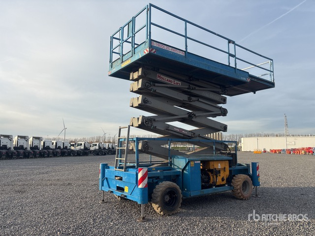 2008 Holland Lift COMBISTAR B-195DL25-4WD/P/N 4x4 Diesel Scissor Lift - Ножничный подъемник: фото 2 2008 Holland Lift COMBISTAR B-195DL25-4WD/P/N 4x4 Diesel Scissor Lift - Ножничный подъемник: фото 2