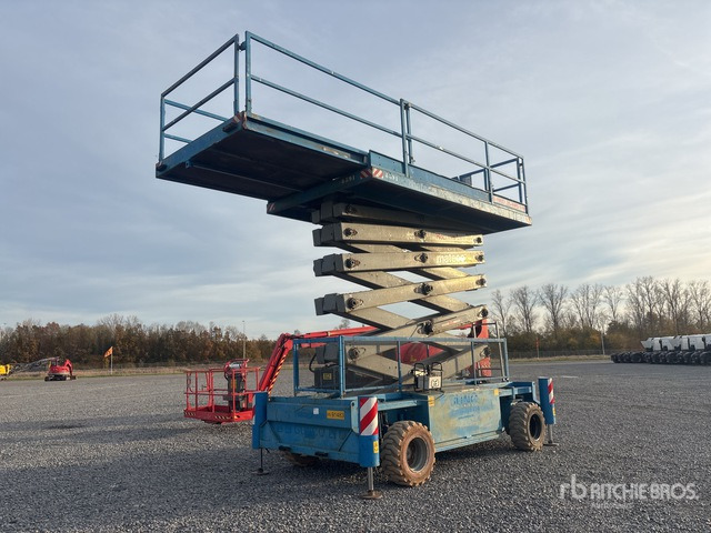 2008 Holland Lift COMBISTAR B-195DL25-4WD/P/N 4x4 Diesel Scissor Lift - Ножничный подъемник: фото 3 2008 Holland Lift COMBISTAR B-195DL25-4WD/P/N 4x4 Diesel Scissor Lift - Ножничный подъемник: фото 3