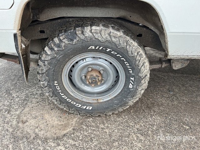 Внедорожник 2018 Toyota Land Cruiser 4WD SUV: фото 6 Внедорожник 2018 Toyota Land Cruiser 4WD SUV: фото 6