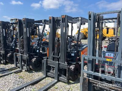DOOSAN B35X-7 PLUS MAST - FFT, MFH 4380, OAL (Unused) - Электропогрузчик: фото 1 DOOSAN B35X-7 PLUS MAST - FFT, MFH 4380, OAL (Unused) - Электропогрузчик: фото 1