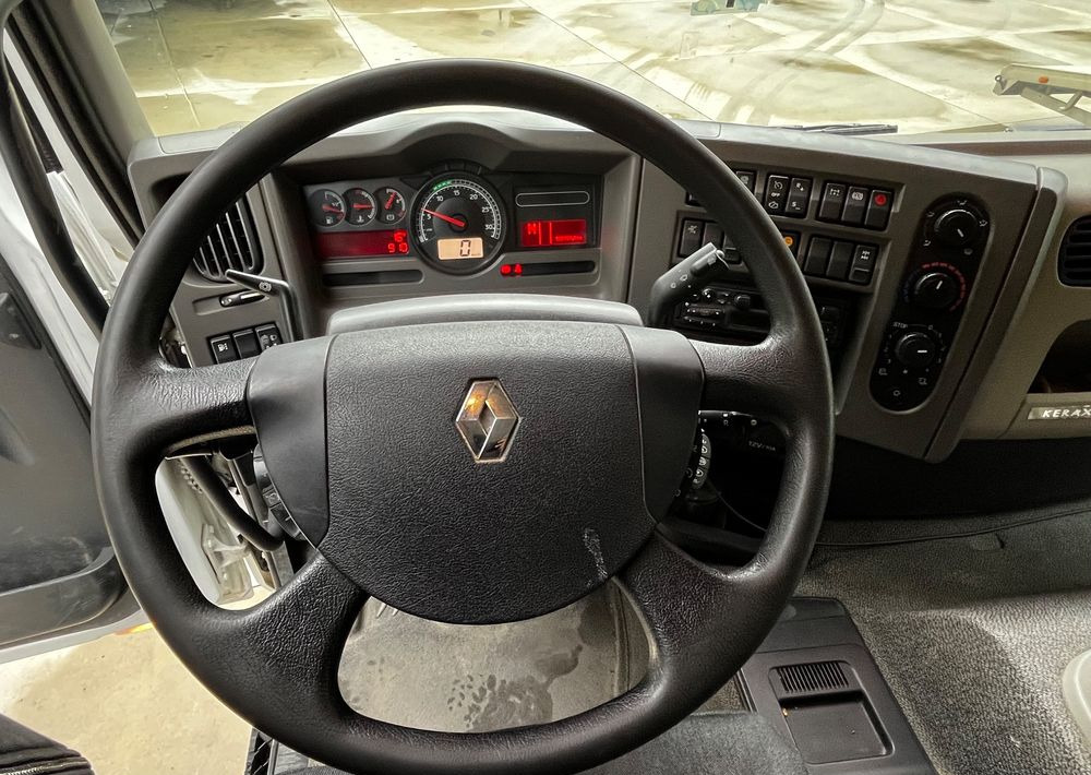Renault Kerax 380 EEV // Skrzynia Burtowa // HIAB XS166 Hipro + Radio // Zwolnice // // - Грузовик бортовой/ Платформа, Автоманипулятор: фото 4 Renault Kerax 380 EEV // Skrzynia Burtowa // HIAB XS166 Hipro + Radio // Zwolnice // // - Грузовик бортовой/ Платформа, Автоманипулятор: фото 4