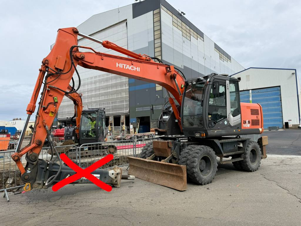 Hitachi ZX 140 W-3 - Колёсный экскаватор: фото 2 Hitachi ZX 140 W-3 - Колёсный экскаватор: фото 2