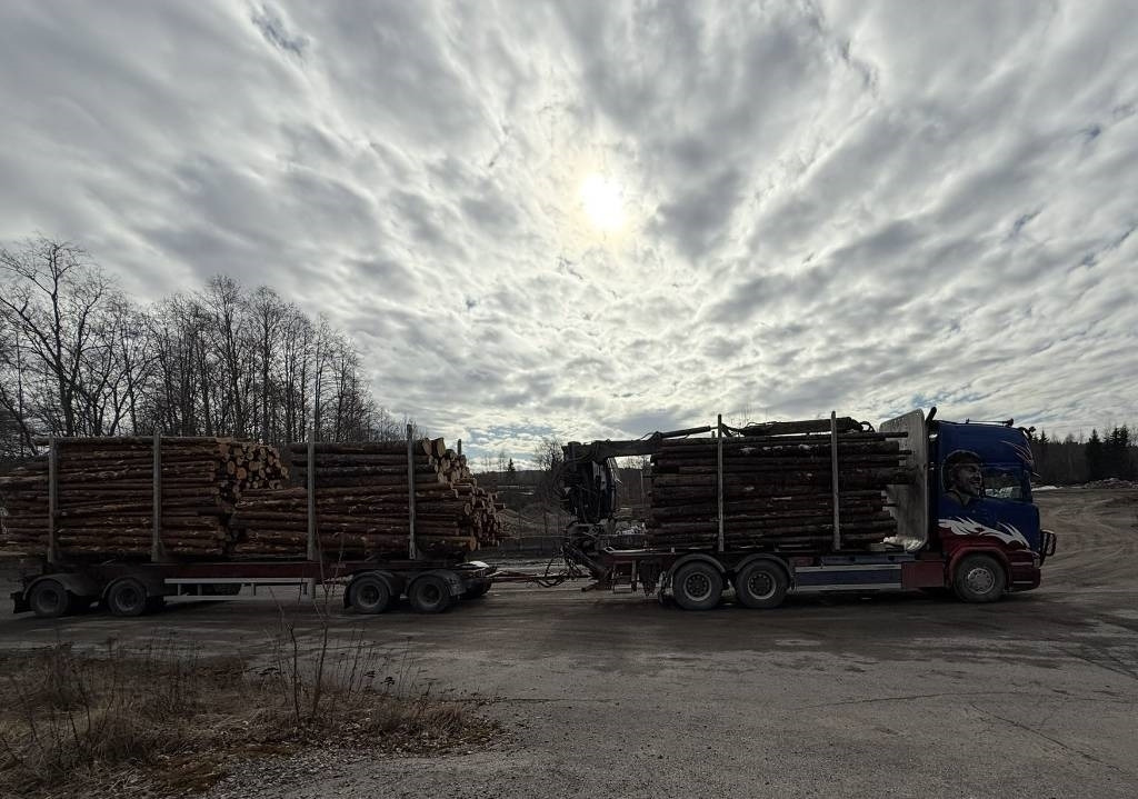 Scania R 730 6x4 Jonsered J1088S - Лесовоз: фото 4 Scania R 730 6x4 Jonsered J1088S - Лесовоз: фото 4