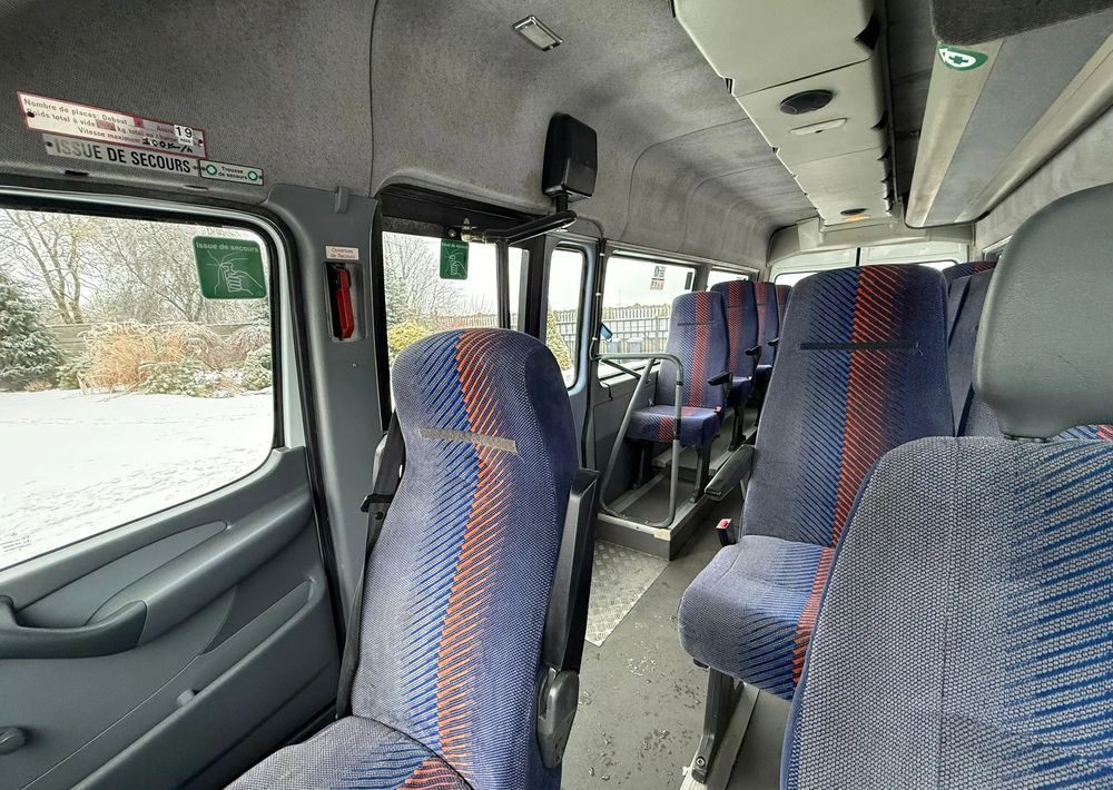 Микроавтобус, Пассажирский фургон Mercedes-Benz Sprinter 413 CDI: фото 17 Микроавтобус, Пассажирский фургон Mercedes-Benz Sprinter 413 CDI: фото 17