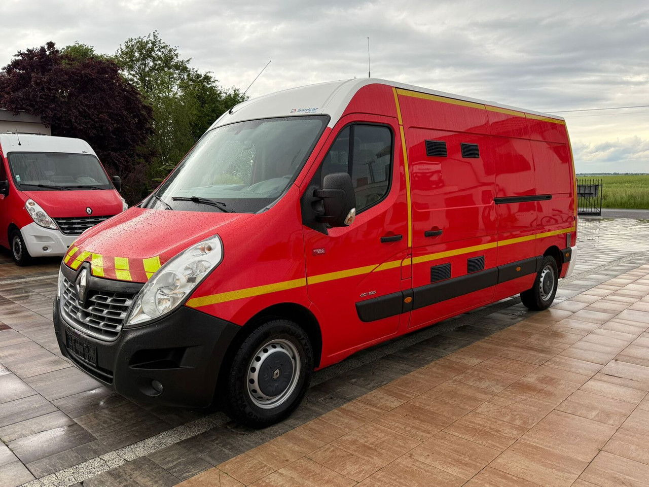 Renault Master 2016 Rok Ambulans Karetka Pogotowie - Машина скорой помощи: фото 3 Renault Master 2016 Rok Ambulans Karetka Pogotowie - Машина скорой помощи: фото 3