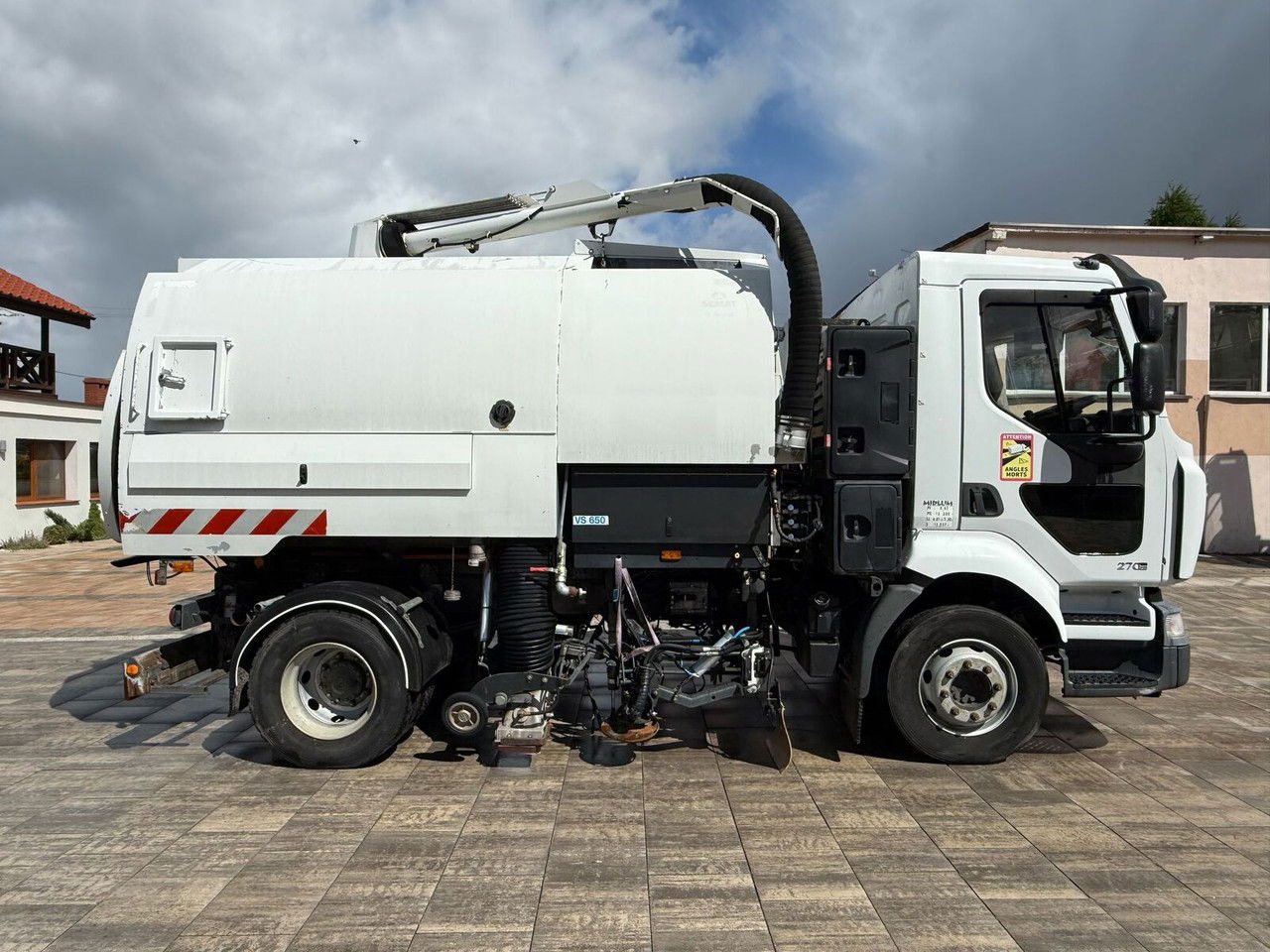 Renault Midlum 270 DXi - Подметально-уборочная машина: фото 4 Renault Midlum 270 DXi - Подметально-уборочная машина: фото 4