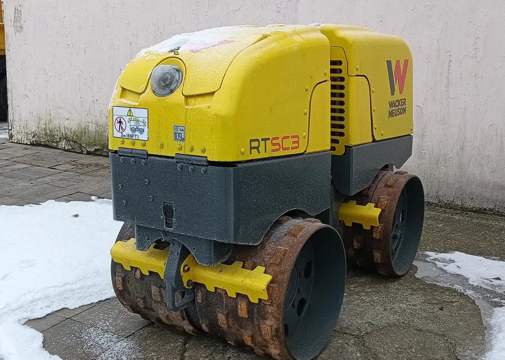 Wacker Neuson RT SC3 - Каток тротуарный: фото 2 Wacker Neuson RT SC3 - Каток тротуарный: фото 2