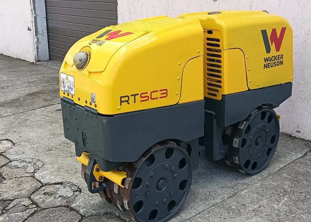 Wacker Neuson RT SC3 - Каток тротуарный: фото 2 Wacker Neuson RT SC3 - Каток тротуарный: фото 2