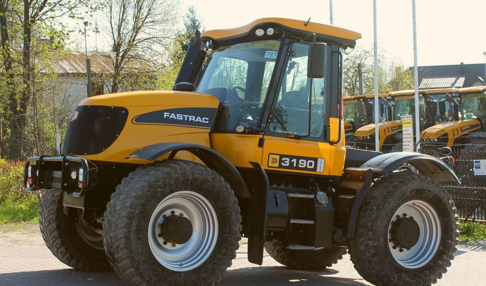 JCB Fastrac 3190 - Трактор: фото 1 JCB Fastrac 3190 - Трактор: фото 1