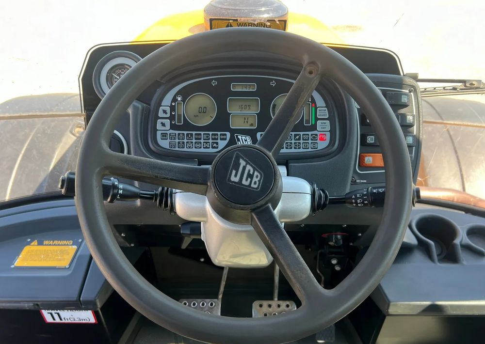Трактор JCB Fastrac  3190: фото 20