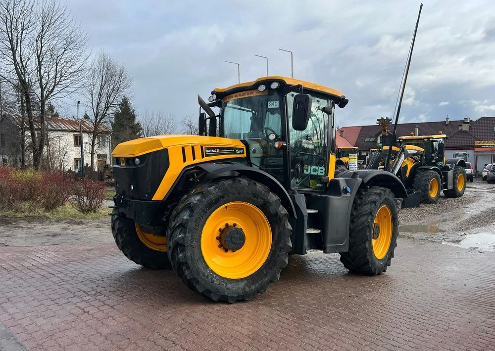 JCB Fastrac 4220 - Трактор: фото 1 JCB Fastrac 4220 - Трактор: фото 1