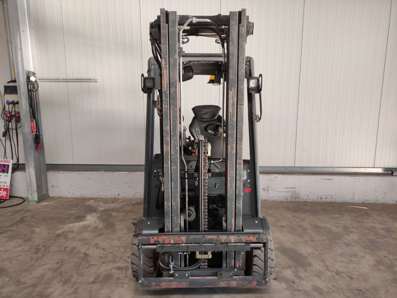 Linde E18L-02-386 - Электропогрузчик: фото 3 Linde E18L-02-386 - Электропогрузчик: фото 3