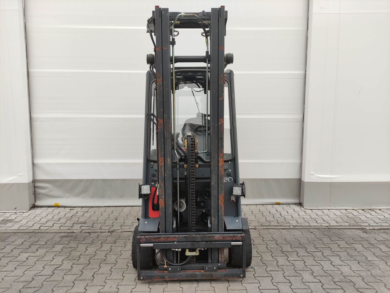Linde E20PH-01-386 - Электропогрузчик: фото 3 Linde E20PH-01-386 - Электропогрузчик: фото 3
