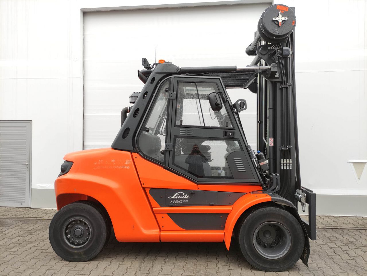 Linde H80D-03/900-396 EVO - Дизельный погрузчик: фото 2 Linde H80D-03/900-396 EVO - Дизельный погрузчик: фото 2