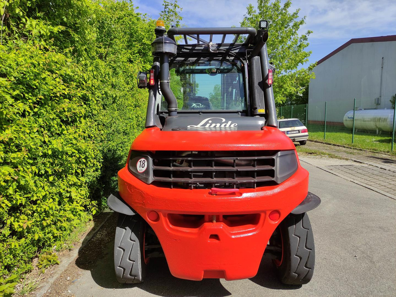 Linde H80D-03/900-EVO (M) - Дизельный погрузчик: фото 4 Linde H80D-03/900-EVO (M) - Дизельный погрузчик: фото 4