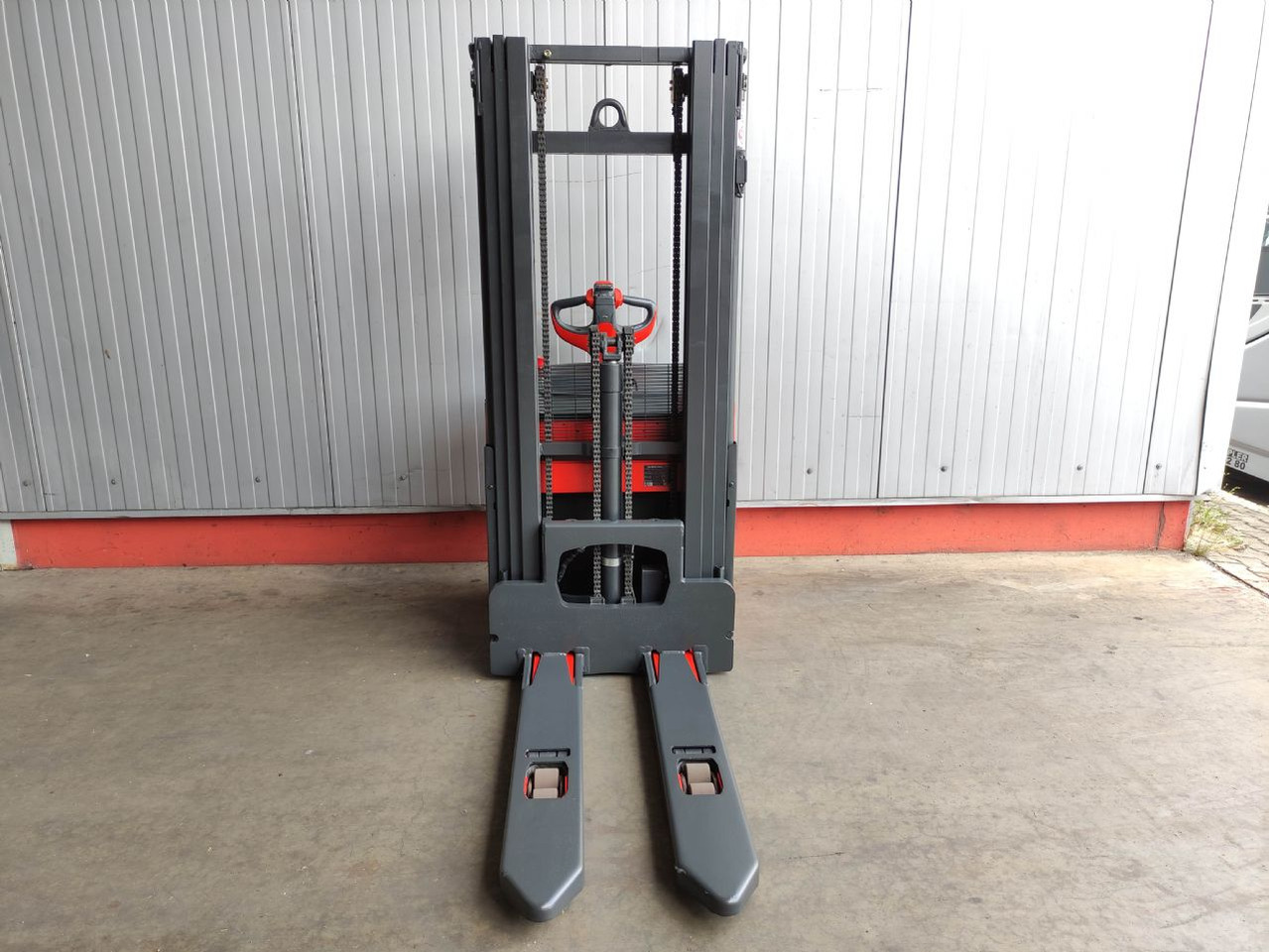 Linde L14i-1173 - Штабелер: фото 3 Linde L14i-1173 - Штабелер: фото 3