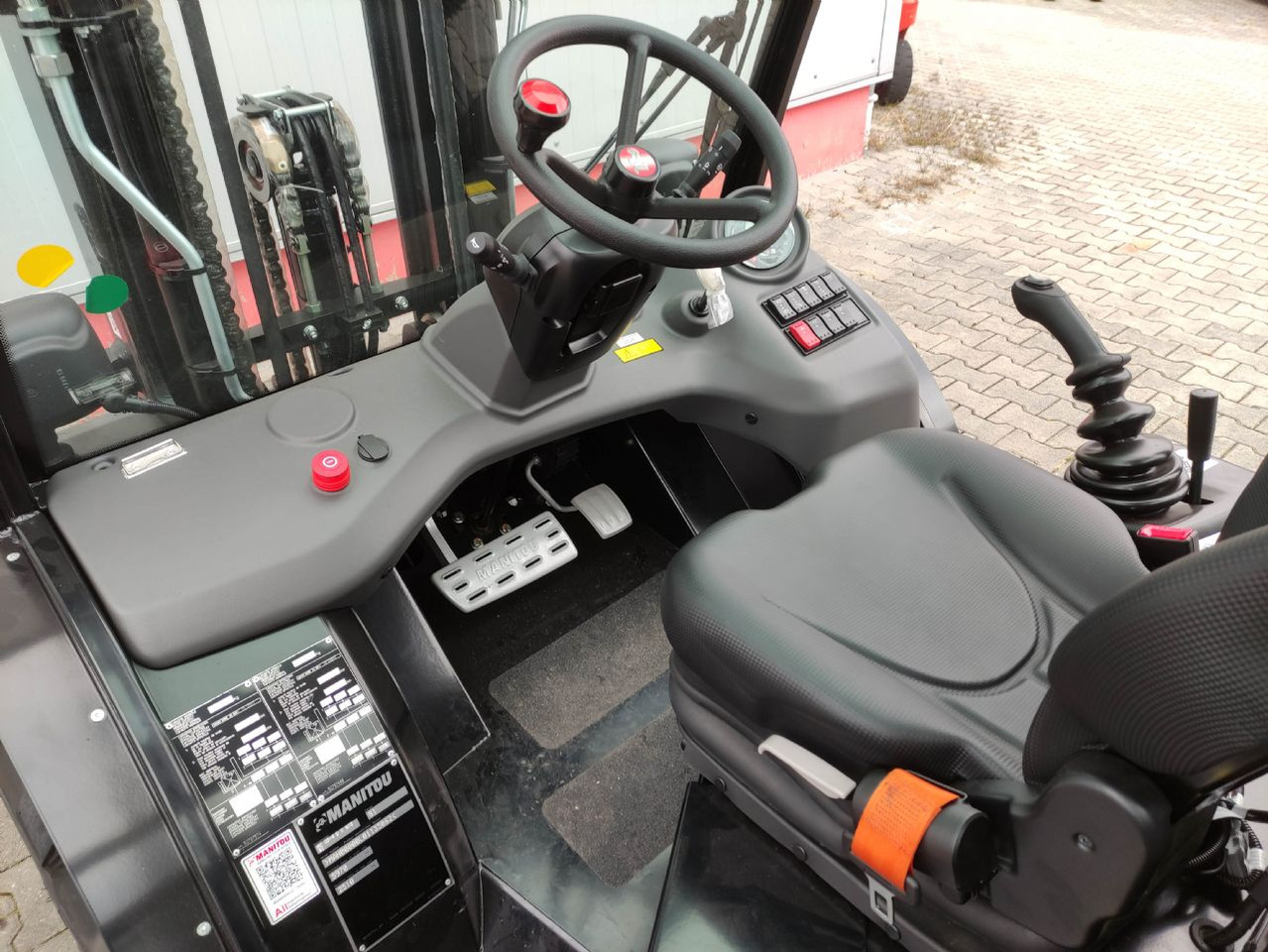 Manitou MC25-4 DK ST5 S1 (NEU) - Внедорожный погрузчик: фото 5 Manitou MC25-4 DK ST5 S1 (NEU) - Внедорожный погрузчик: фото 5