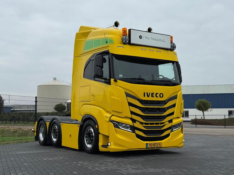 Iveco AS440STX/FP GESTUURDE VOORLOPER, ALCOA, LEATHER, SHOW, 480 PK. - Тягач: фото 1 Iveco AS440STX/FP GESTUURDE VOORLOPER, ALCOA, LEATHER, SHOW, 480 PK. - Тягач: фото 1