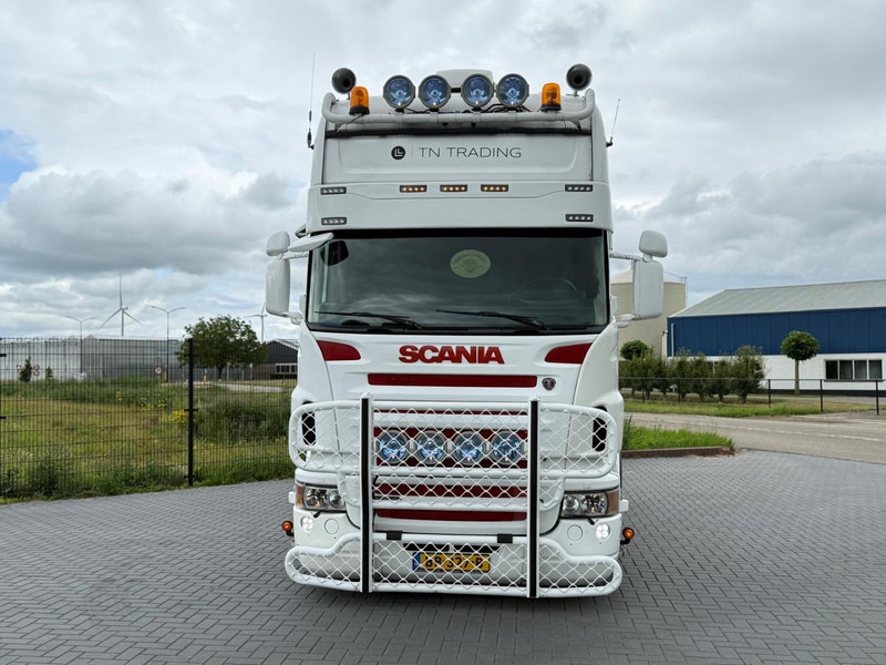Scania R 560 SHOW TRUCK, RETARDER, LEATHER, I-PARK, TOP. - Тягач: фото 2 Scania R 560 SHOW TRUCK, RETARDER, LEATHER, I-PARK, TOP. - Тягач: фото 2