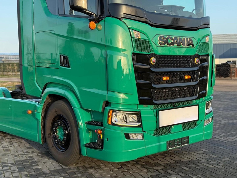 Scania S450 LEATHER, NEW CONDITION, RETARDER, LOW MILEAGE. - Тягач: фото 4 Scania S450 LEATHER, NEW CONDITION, RETARDER, LOW MILEAGE. - Тягач: фото 4