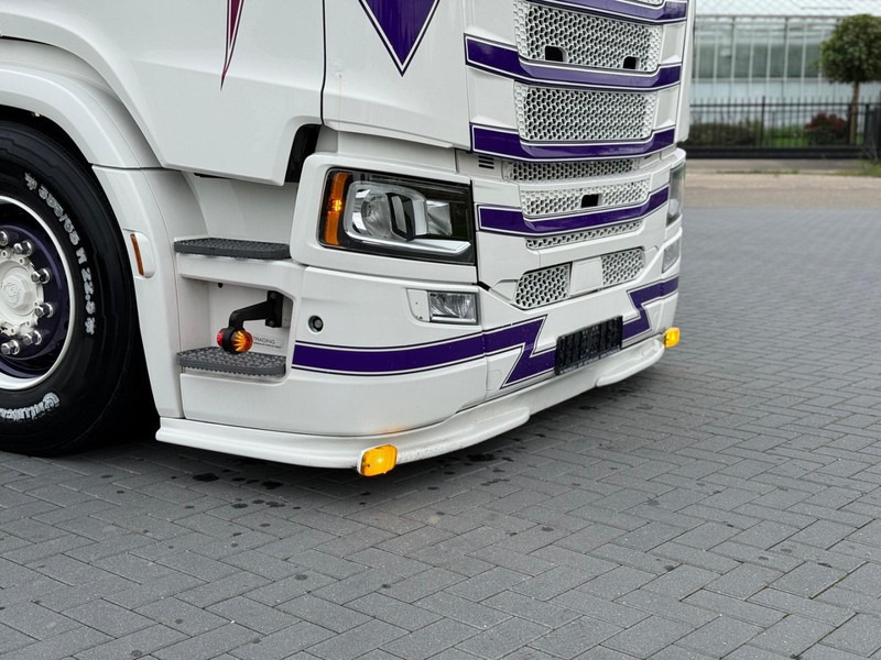 Scania S580 V8 NGS VOLLUCHT, SHOW, LEATHER, RETARDER, LOW MILEAGE, WB 315. - Тягач: фото 5 Scania S580 V8 NGS VOLLUCHT, SHOW, LEATHER, RETARDER, LOW MILEAGE, WB 315. - Тягач: фото 5
