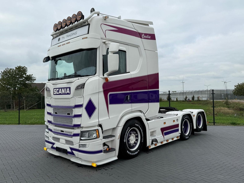Scania S580 V8 NGS VOLLUCHT, SHOW, LEATHER, RETARDER, LOW MILEAGE, WB 315. - Тягач: фото 2 Scania S580 V8 NGS VOLLUCHT, SHOW, LEATHER, RETARDER, LOW MILEAGE, WB 315. - Тягач: фото 2