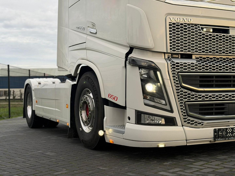 Volvo FH16.650XL VOLLUCHT, RETARDER, HYDRAULIEK, LEER, PARK COOL. - Самосвал: фото 2 Volvo FH16.650XL VOLLUCHT, RETARDER, HYDRAULIEK, LEER, PARK COOL. - Самосвал: фото 2