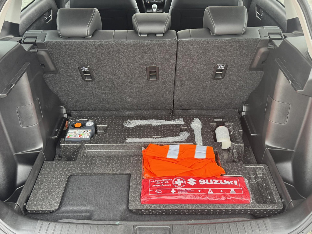 Легковой автомобиль Suzuki Vitara-1.5 Hybrid Style Automaat Adaptive cruise Climate control Panoramadak Achteruitrijcamera Apple / Android: фото 14 Легковой автомобиль Suzuki Vitara-1.5 Hybrid Style Automaat Adaptive cruise Climate control Panoramadak Achteruitrijcamera Apple / Android: фото 14